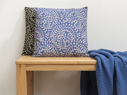 Декоративная подушка Tkano Спелая Смородина фиолетовая 45х45